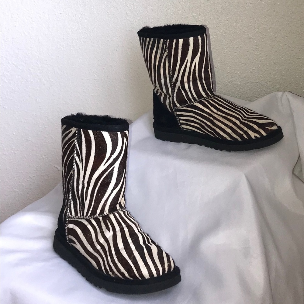 UGG Short Exotic Zebra print pony hair boots. Size 6 GUC - Picture 6 of 12